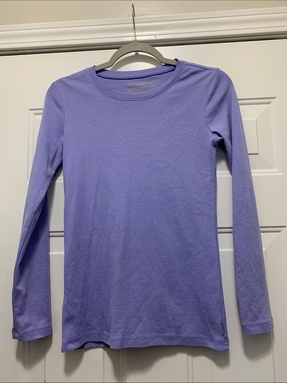 4/$15 Eddie Bauer Lavender Cotton Blend Long-Sleeve Crewneck Tee Size Small
